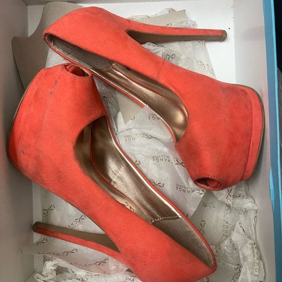 Fun & Flirty 👠 - Picture 5 of 5